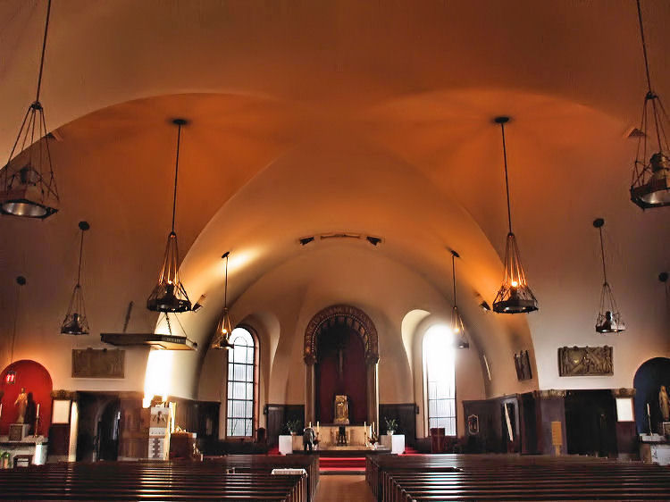 Interior view of 
St Anne's Church