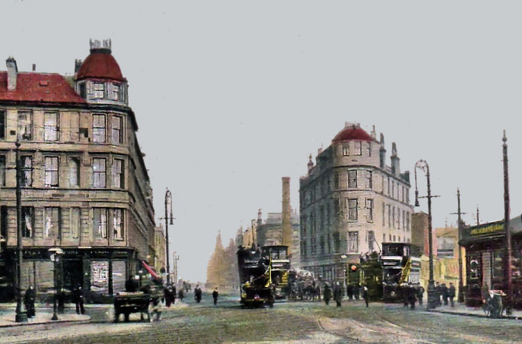Early twentieth century street scene at Eglinton Toll