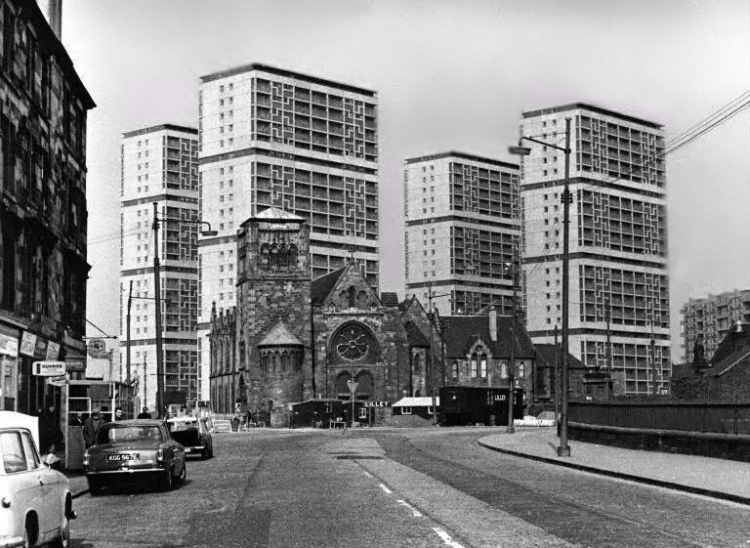 Tower blocks of Hutchesontown 'Area D' and St Bonaventure's Church, 1968