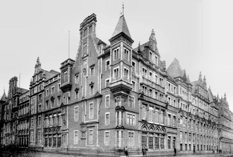 Photograph of UCBS bakery at corner of Ballater Street and McNeil Street