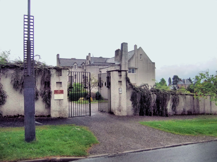 Main entrance gates to Hill House, Helensburgh