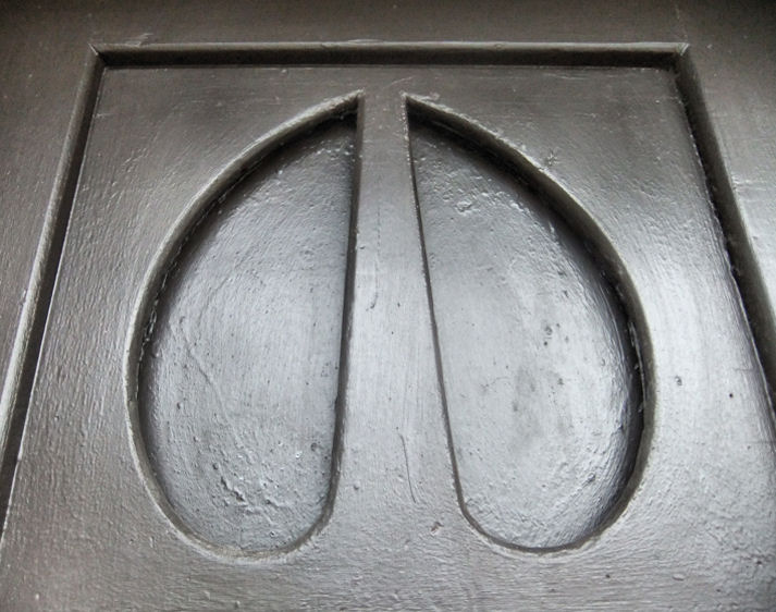 Archetypical Mackintosh motif on front door of Ruchill Church Hall