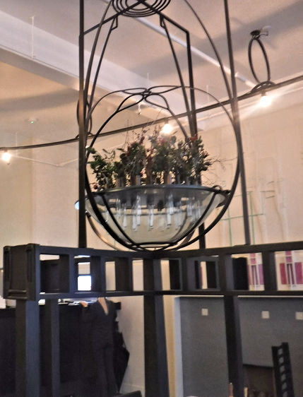 Reproduction of decorative flower bowl at ground floor salon of Willow Tea Rooms, December 2018