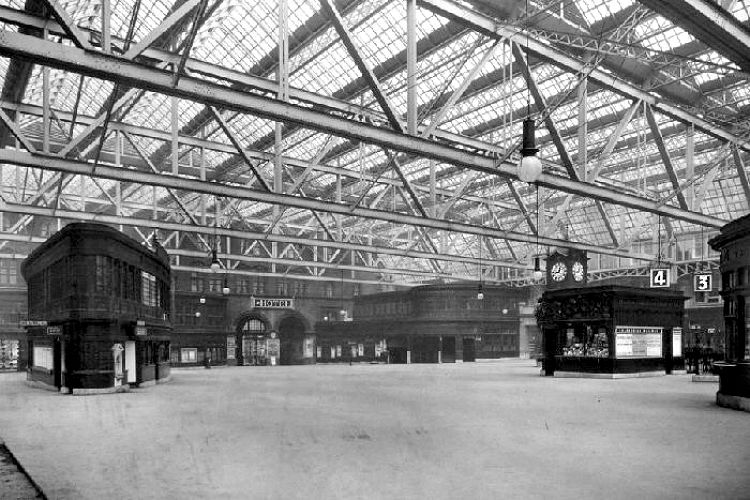 Approaches to expanded version of Central Station, with original bridge to the right