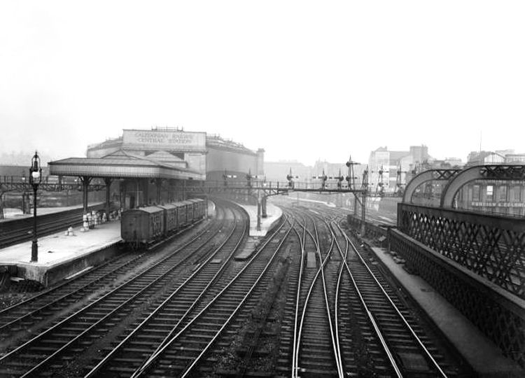 Approaches to expanded version of Central Station, with original bridge to the right