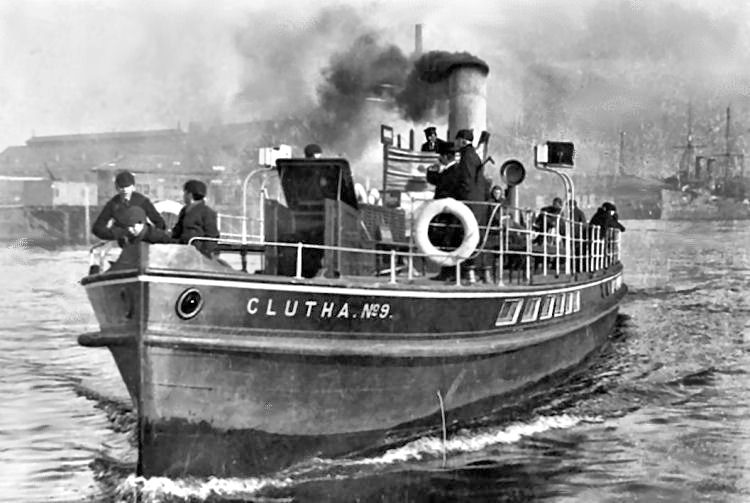 Clutha No.9 at the Govan landing stage on River Clyde