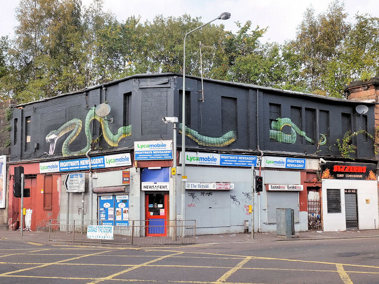 Reptile mural at corner of Cumberland Street and Gorbals Street, Glasgow 