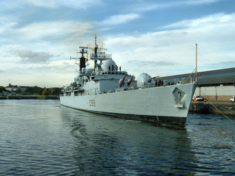 HMS Glasgow on the Clyde, 11th October 2004