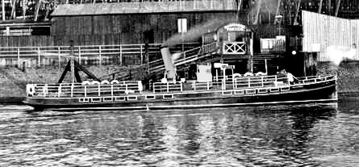 Clutha ferry at Meadowside Landing Stage, Partick
