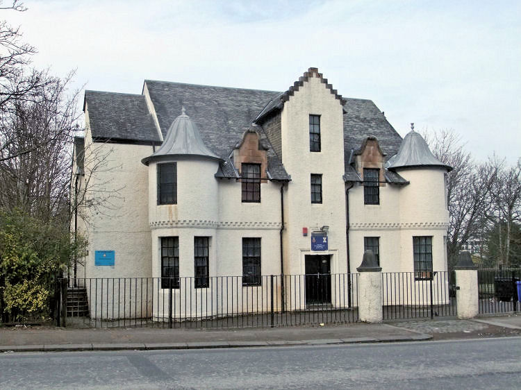 Pollokshaws and Auldhouse Illustrated Guide