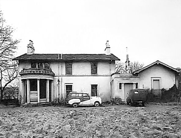 Derelict Busby House shortly before demolition in 1969 