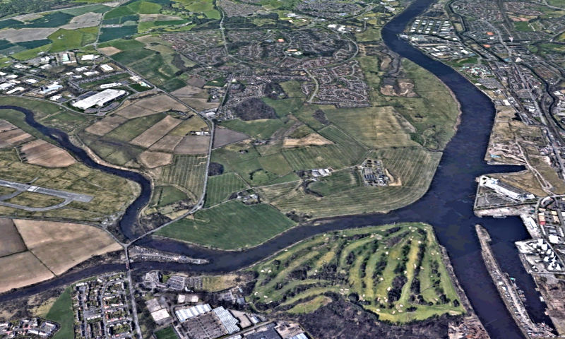 Confluence of Black Cart Water and White Cart Water to form the River Cart, flowing towards the Clyde