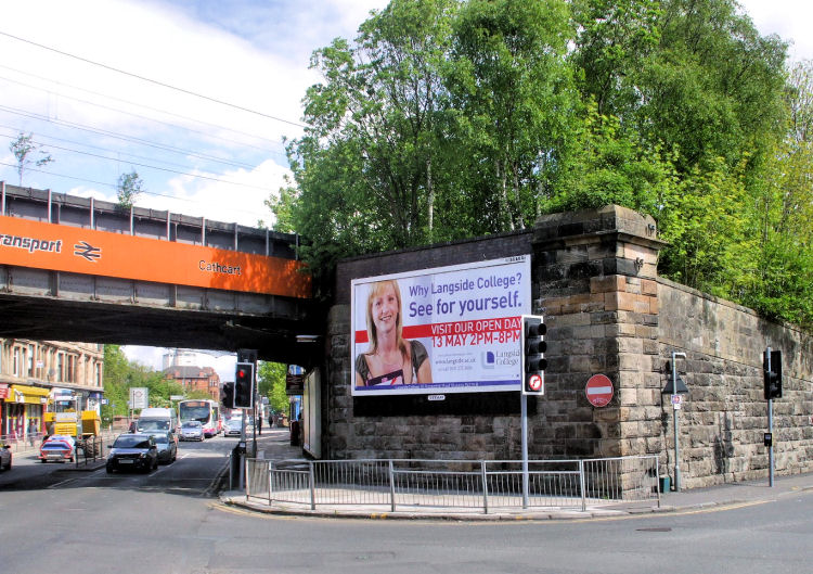 Site of former railway bridge at Cathcart 