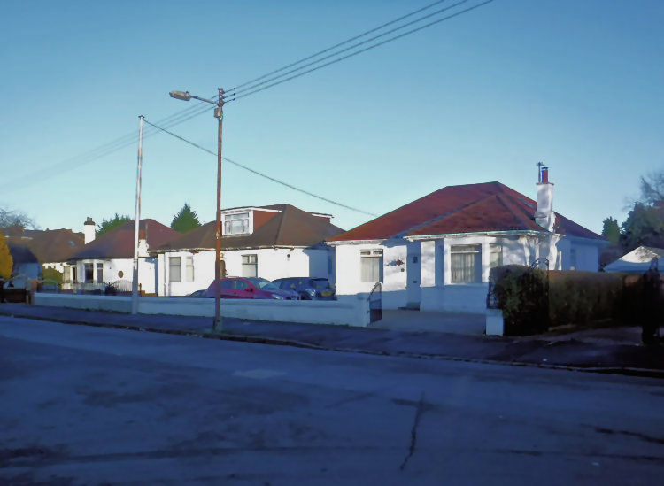 Inter-war bungalows built on site of Shawmoss Farm, Crossmyloof