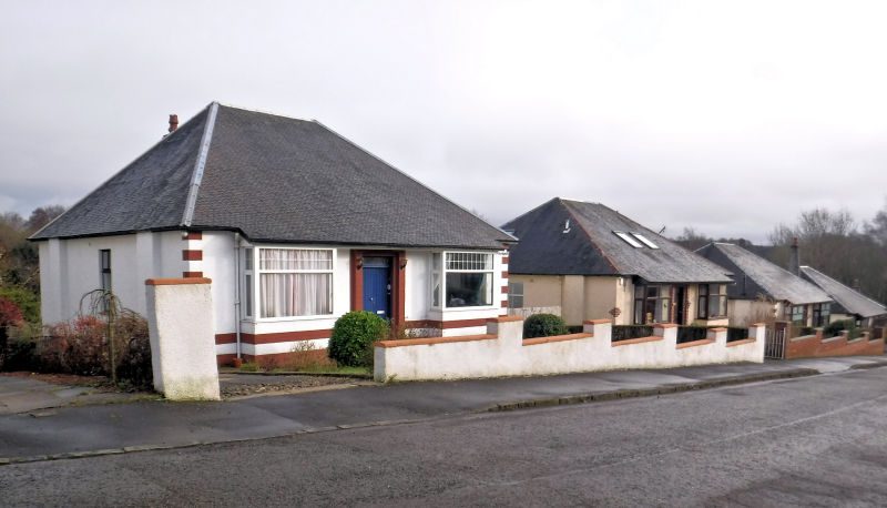 Bungalows at Giffnock, January 2020