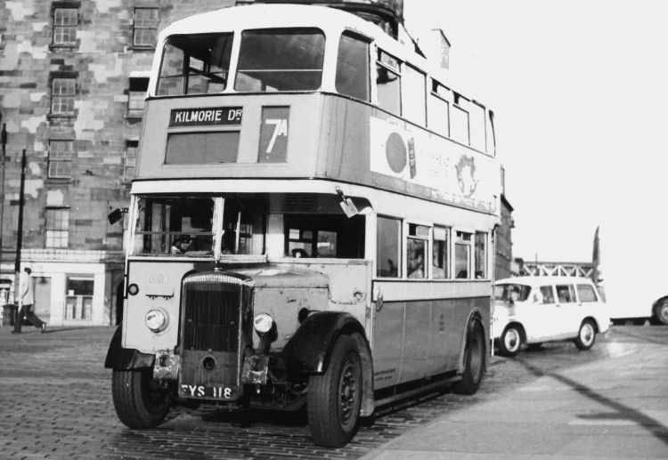 No.7A Corporation bus entering Clyde Street, approaching St Enoch Square