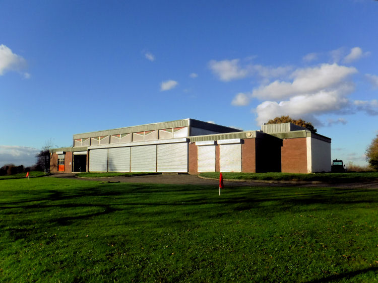 Clubhouse at Linn Park Golf