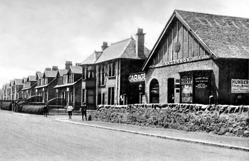 Anderson's Garage, Ayr Road, near to Mearns Cross