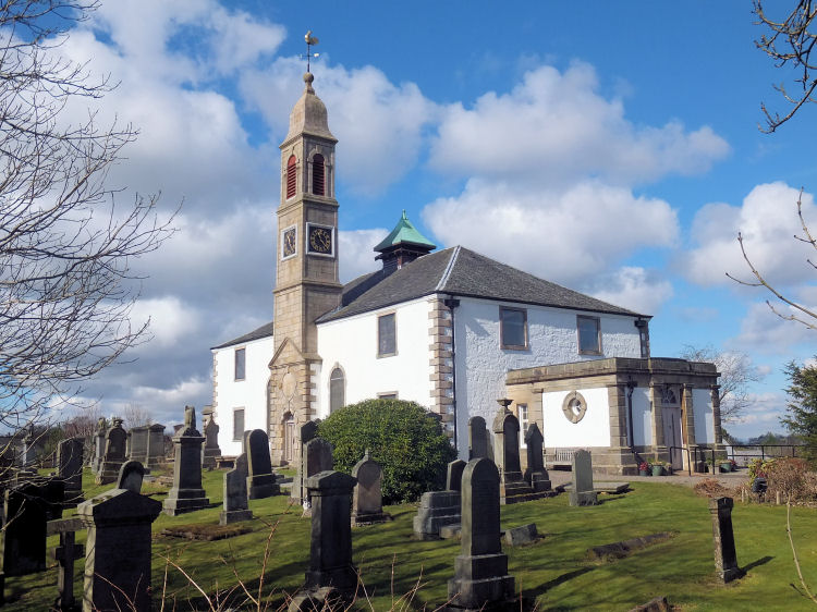 Mearns Parish Church and graveyard