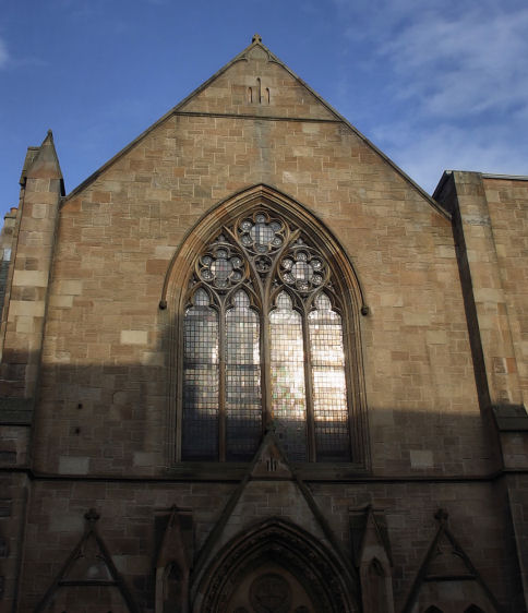 Glistening window in Cathcart Road fa�ade of Mount Florida Parish Church