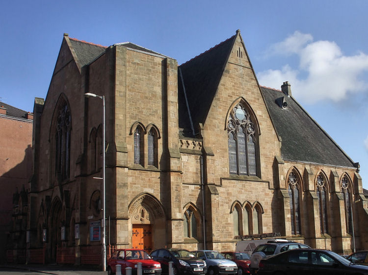South facing fa�ade of Mount Florida Parish Church