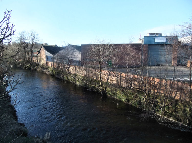 Industrial buildings on the banks of the White Cart Water, Pollokshaws, 2013