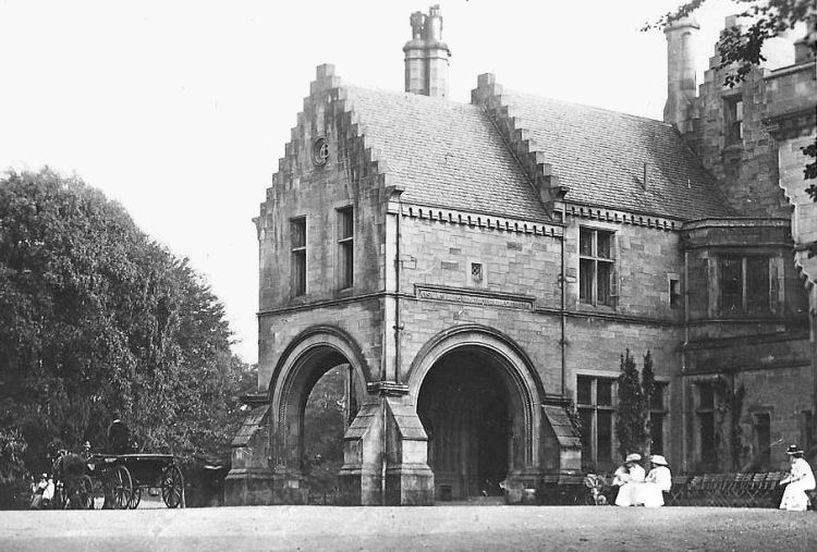 Edwardian view of Thornliebank House