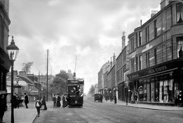 Early 20th century photograph of Shawlands Cross