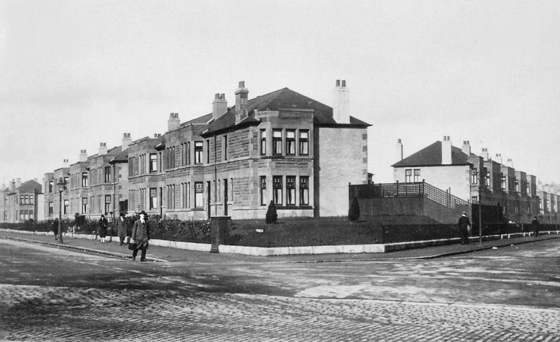 Junction of Vennard Gardens  and Titwood Road
