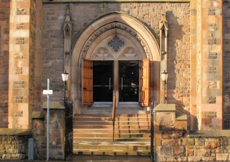 Entrance to Cathcart Trinity Church