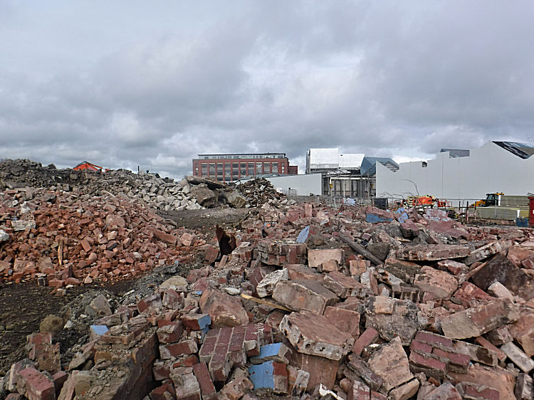 Demolition of Weirs buildings, Cathcart, March 2023