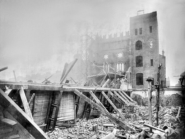 Collapsed wall at Templeton's mill, 1889