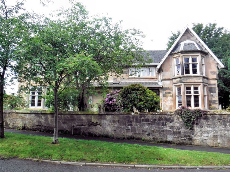 Braehead Villa, Cathcart