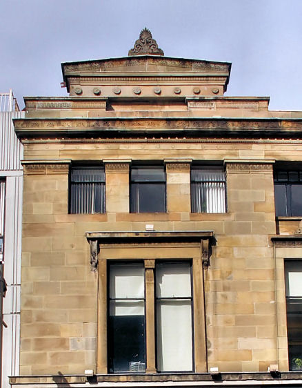 End bay at Grecian Chambers