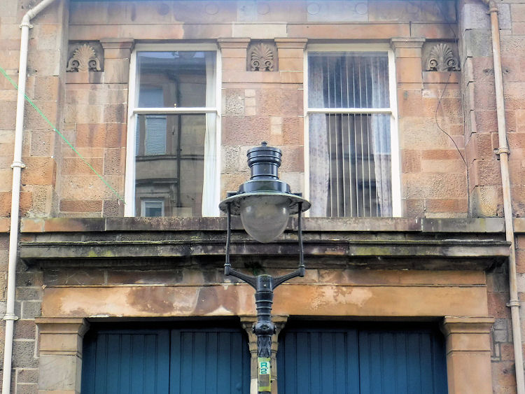 Ornamental lampost and Thomson detailing at Millbrae Crescent