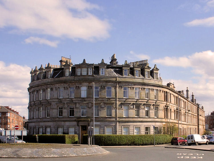 Circular tenement block close to Alexander Thomson's house at Moray Place