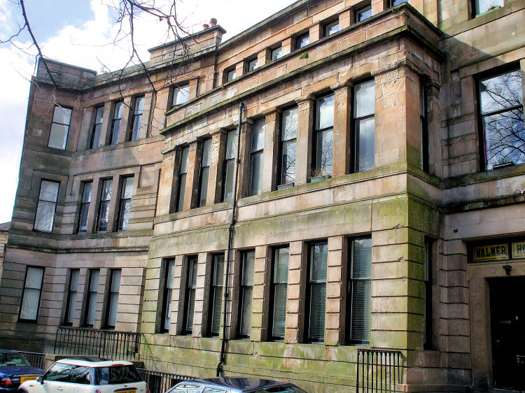 Western end of Walmer Crescent