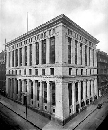 Photograph of newly completed Union Bank of Scotland, 1927
