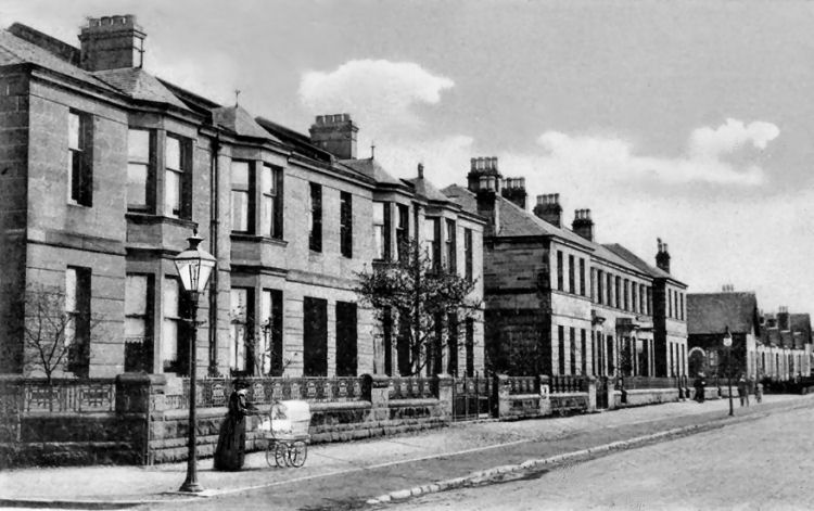 Early twentieth century view of newly built terraces at Crow Road, which replaced the miners rows of Anniesland 