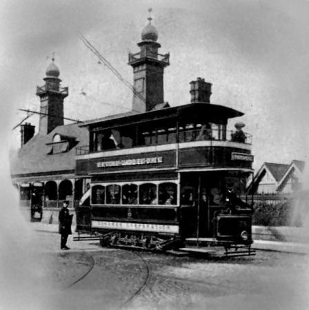Tram at Botanic Gardens Station, Glasgow