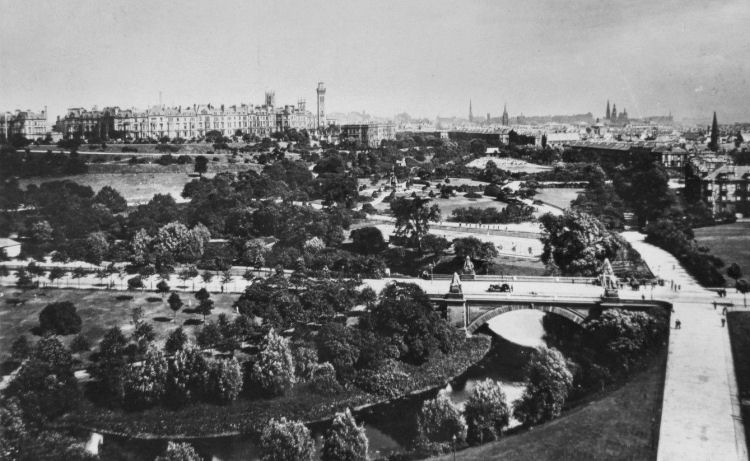 View of Kelvingrove Park from the tower of Glasgow University
