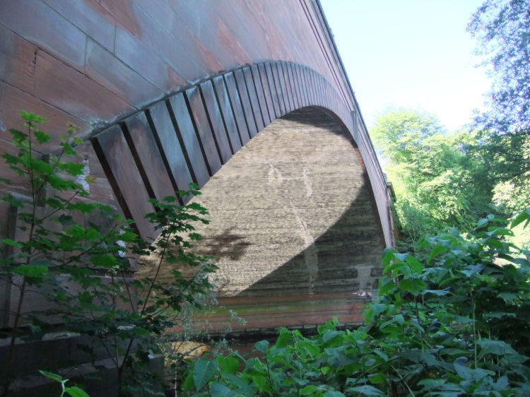 Underneath the Queen Margaret Bridge on the Kelvin Walkway