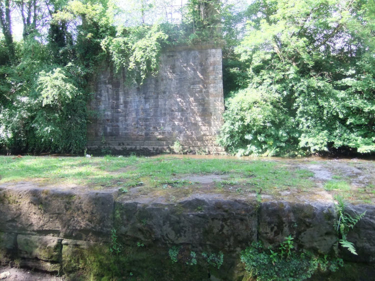 South pier and stub of central pier of original Queen Margaret Bridge which was dismantled in 1971