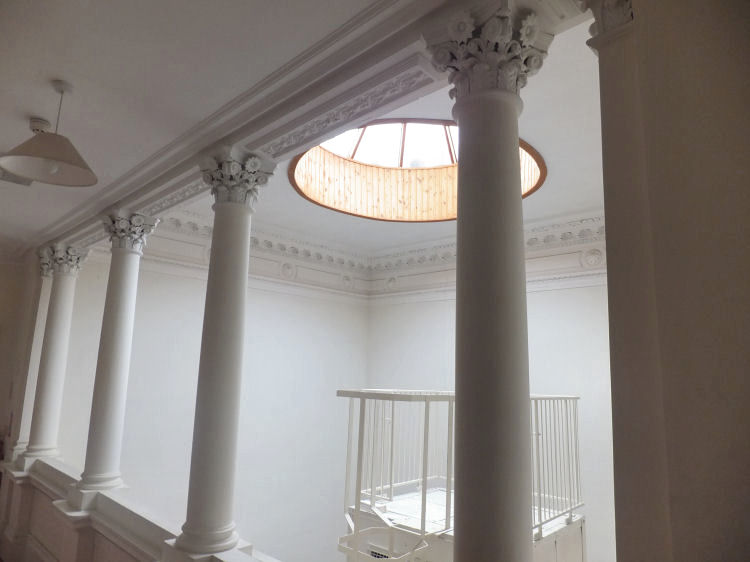 Rooflight and collonaded gallery at 19 Park Circus