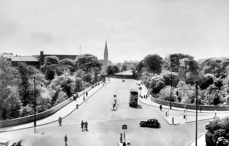 Newly opened Queen Margaret Bridge, c.1929
